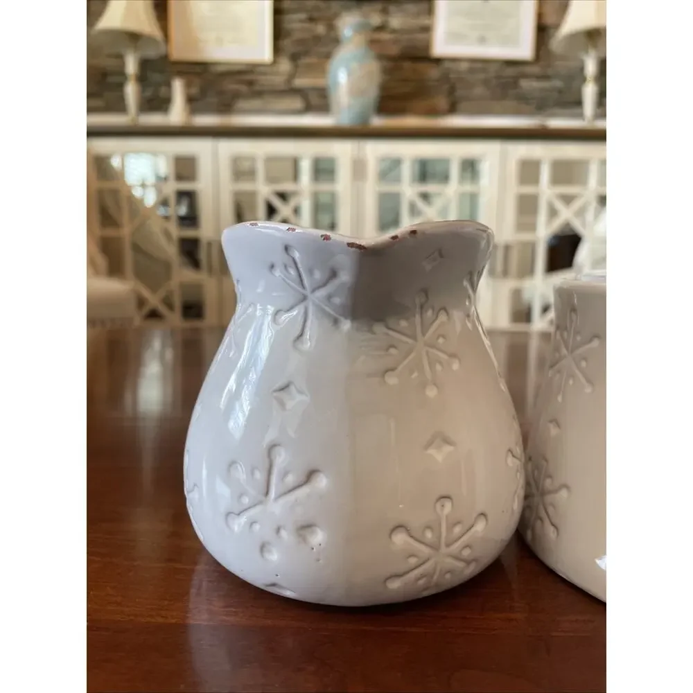 Snowflake Set of 2 Sugar Bowl & Creamer Ceramic Set